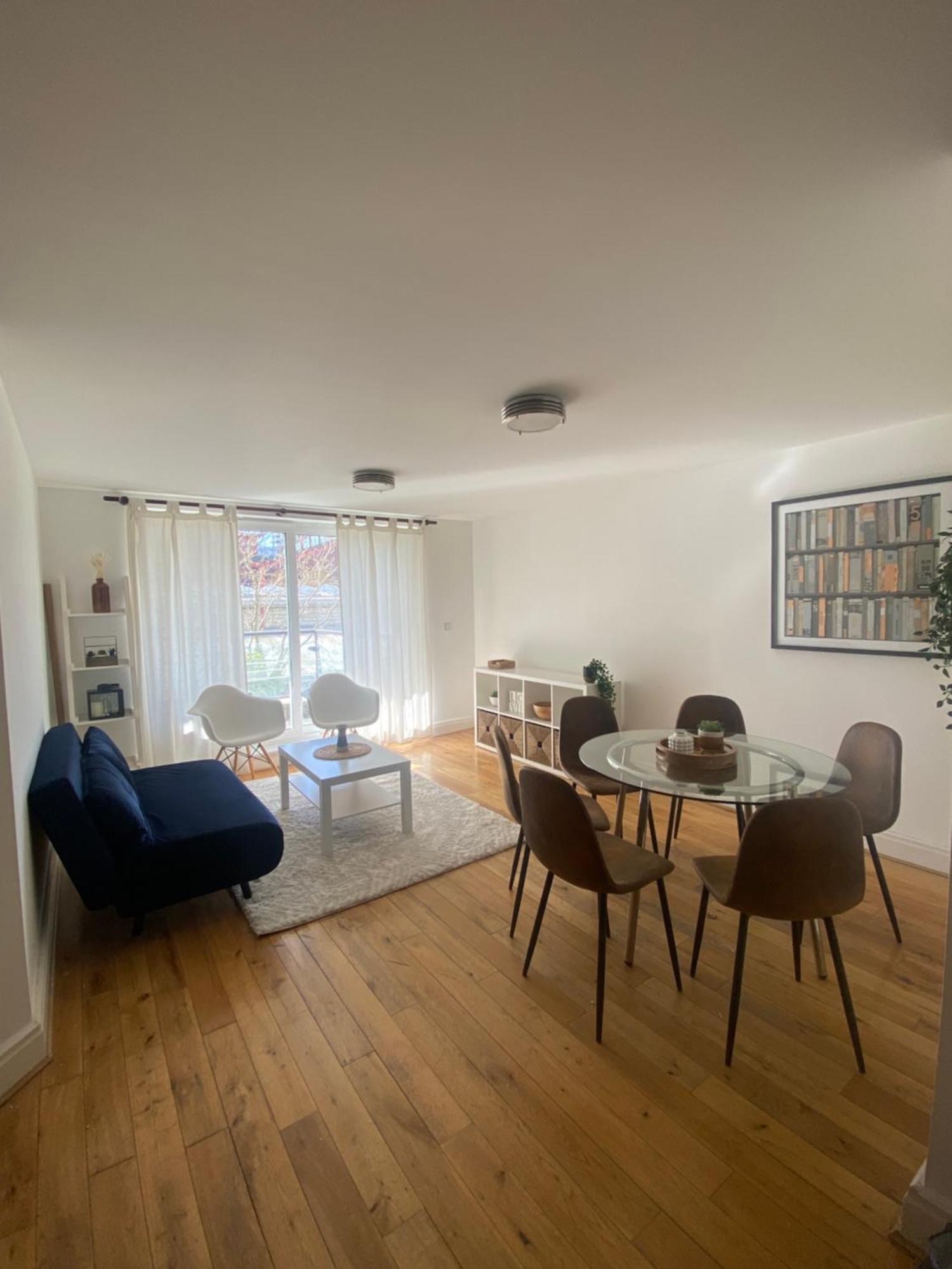 2 Bedroom Flat In Riverside West Londres Exterior foto