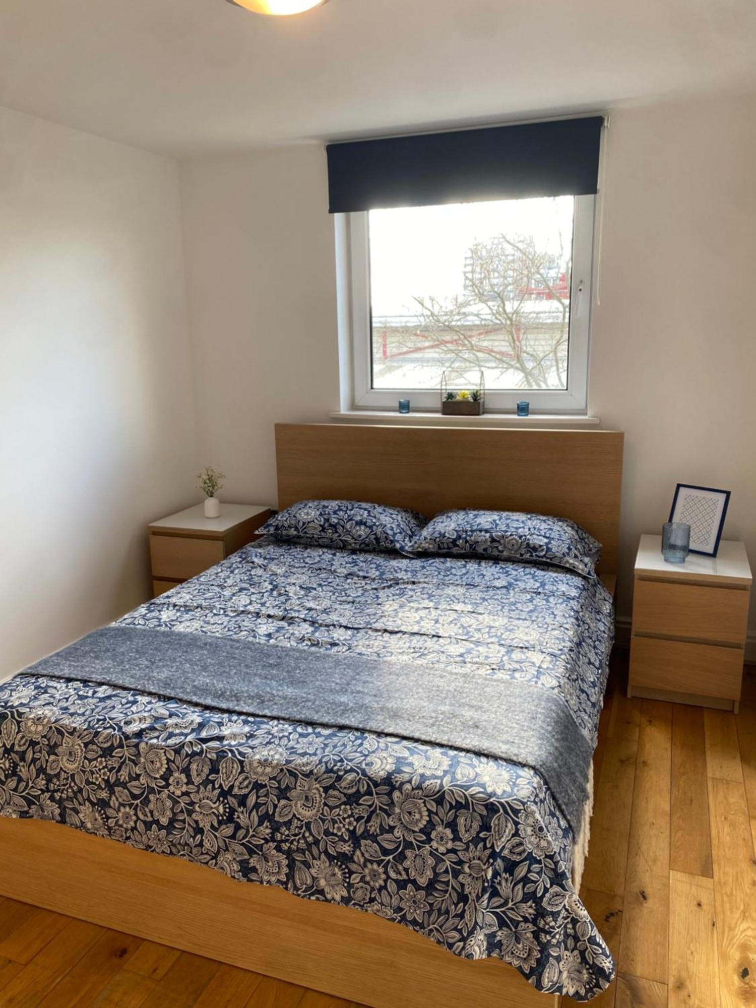 2 Bedroom Flat In Riverside West Londres Exterior foto